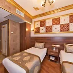 Versıon Hotel 3*